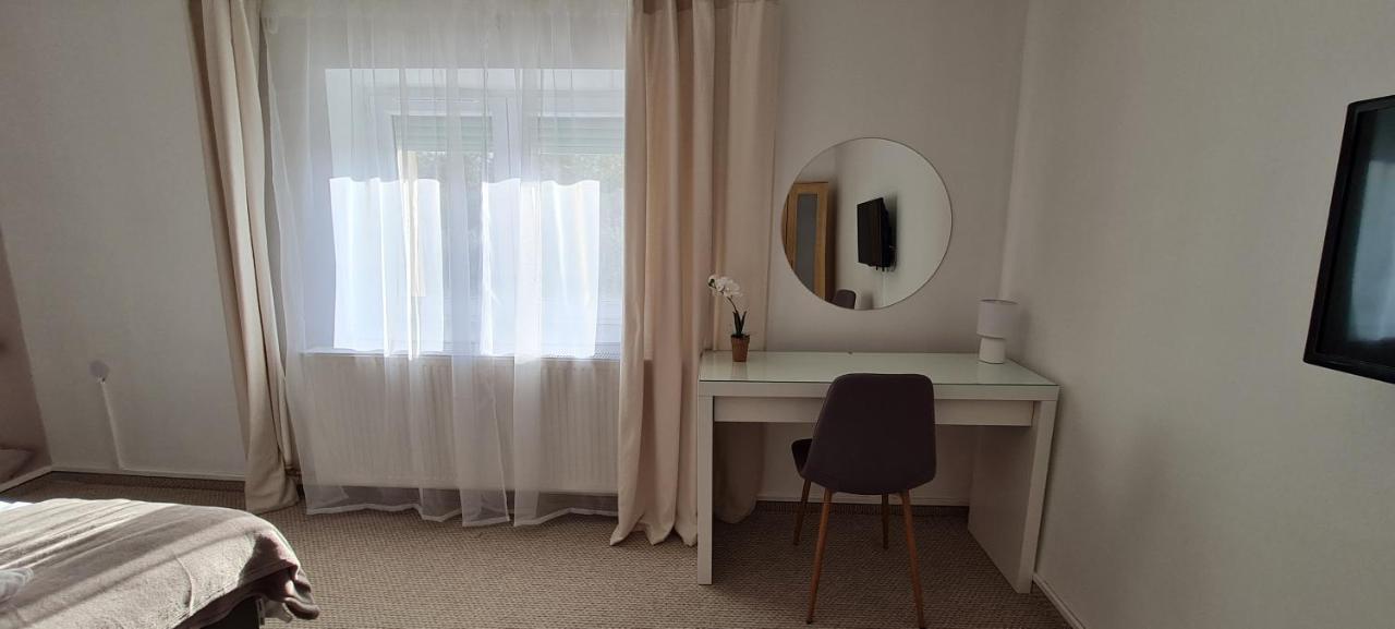 Lugas Apartman Miskolctapolca 2 Haloszoba Dezsa Es Jakuzzi Koezel A Barlangfuerdohoez Exterior foto