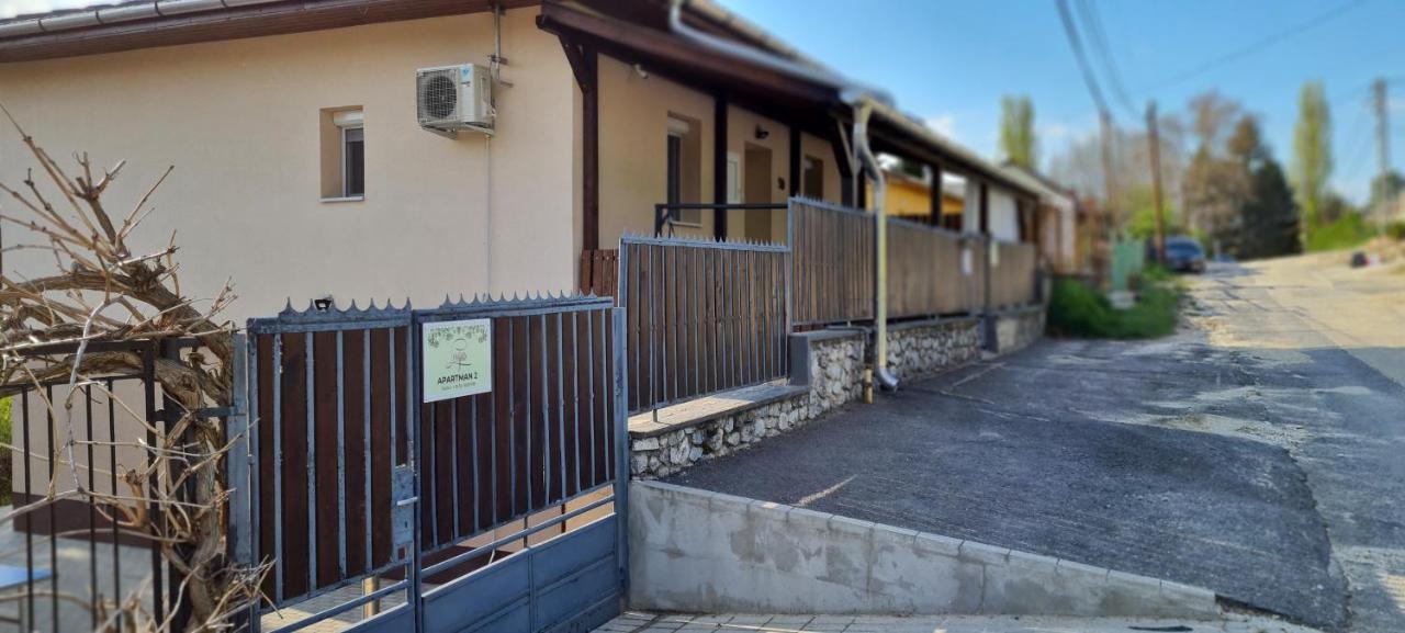 Lugas Apartman Miskolctapolca 2 Haloszoba Dezsa Es Jakuzzi Koezel A Barlangfuerdohoez Exterior foto