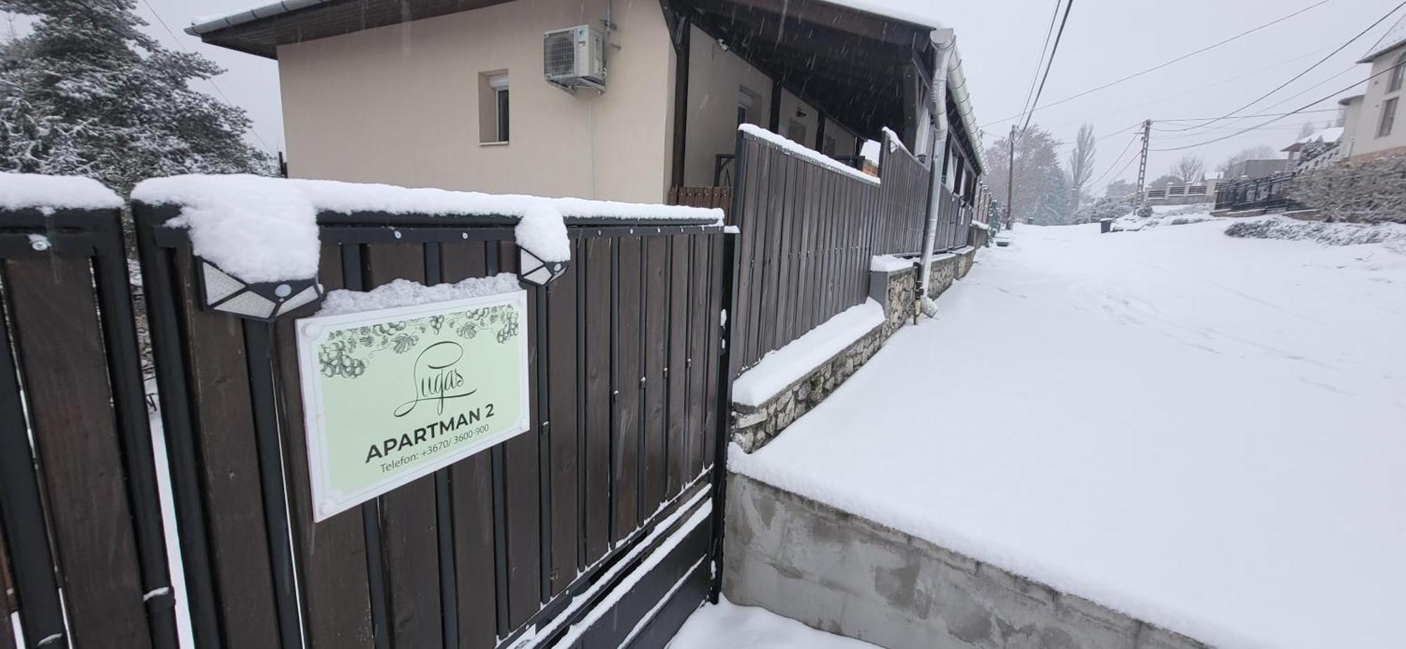 Lugas Apartman Miskolctapolca 2 Haloszoba Dezsa Es Jakuzzi Koezel A Barlangfuerdohoez Exterior foto
